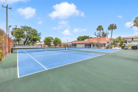 Copropriété à vendre à Oakland Park, Floride: 2 chambres, 92.9 m2 № 1401421 - photo 28