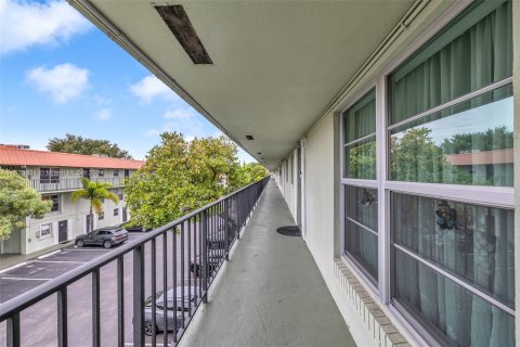 Condominio en venta en Oakland Park, Florida, 2 dormitorios, 92.9 m2 № 1401421 - foto 25