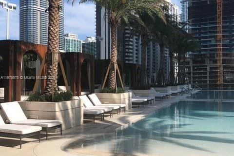 Condominio en venta en Miami, Florida, 1 dormitorio, 77.85 m2 № 1401685 - foto 15