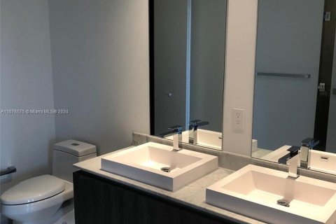 Copropriété à vendre à Miami, Floride: 1 chambre, 77.85 m2 № 1401685 - photo 6