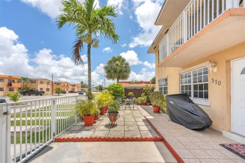 Immobilier commercial à vendre à Hialeah, Floride: 272.76 m2 № 1171573 - photo 6