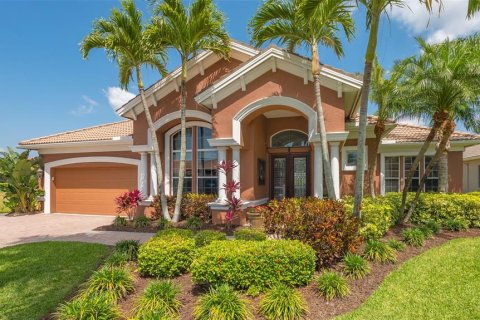 Villa ou maison à vendre à Palmetto, Floride: 4 chambres, 431.62 m2 № 1386511 - photo 2