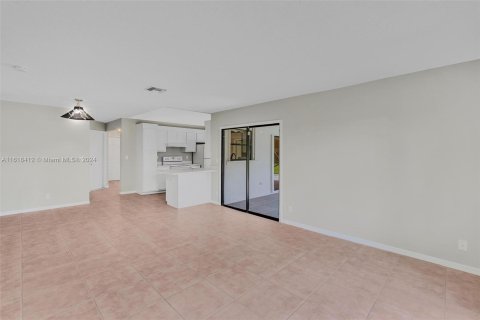 Villa ou maison à vendre à West Palm Beach, Floride: 3 chambres, 148.92 m2 № 1281730 - photo 24