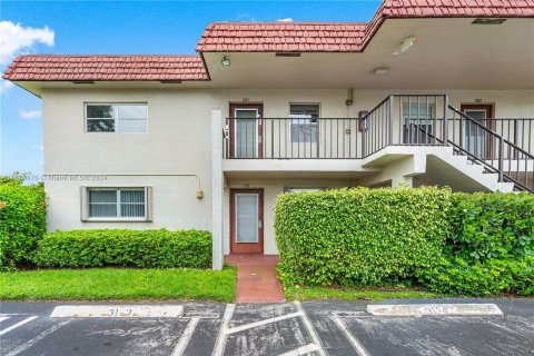 Condo in Delray Beach, Florida, 2 bedrooms  № 1409199 - photo 4