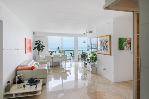 Condo in Miami Beach, Florida, 2 bedrooms  № 1409203 - photo 6