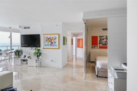 Condo in Miami Beach, Florida, 2 bedrooms  № 1409203 - photo 4