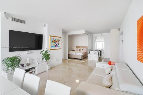 Condo in Miami Beach, Florida, 2 bedrooms  № 1409203 - photo 8