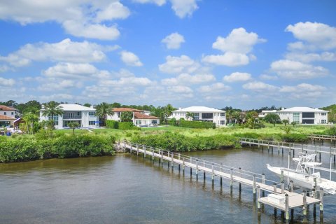 Villa ou maison à vendre à Palm City, Floride: 5 chambres, 553.51 m2 № 1128915 - photo 6