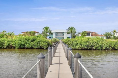 Villa ou maison à vendre à Palm City, Floride: 5 chambres, 553.51 m2 № 1128915 - photo 15