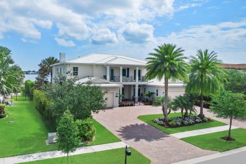 Villa ou maison à vendre à Palm City, Floride: 5 chambres, 553.51 m2 № 1128915 - photo 2