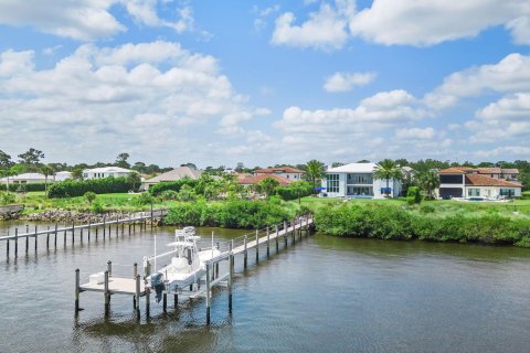 Villa ou maison à vendre à Palm City, Floride: 5 chambres, 553.51 m2 № 1128915 - photo 8