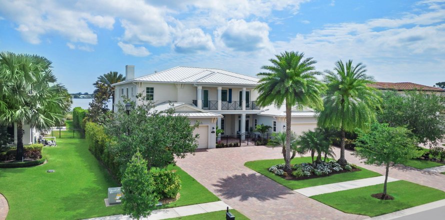 Villa ou maison à Palm City, Floride 5 chambres, 553.51 m2 № 1128915