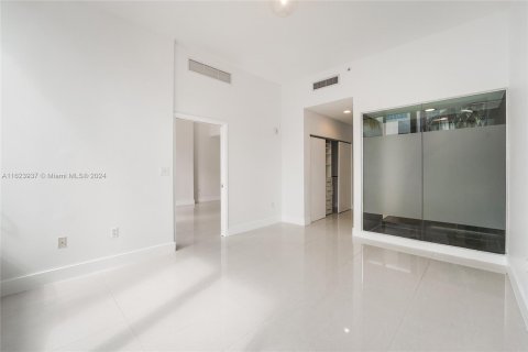 Copropriété à vendre à Miami Beach, Floride: 1 chambre, 74.32 m2 № 1271156 - photo 10