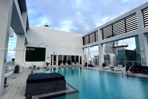 Condominio en alquiler en Miami, Florida, 1 dormitorio, 56.39 m2 № 1351870 - foto 24