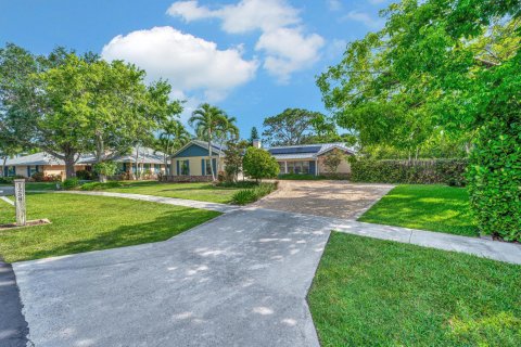 House in Jupiter, Florida 3 bedrooms, 182.65 sq.m. № 1155810 - photo 8