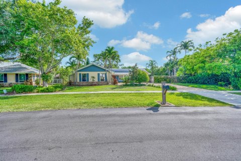 House in Jupiter, Florida 3 bedrooms, 182.65 sq.m. № 1155810 - photo 11