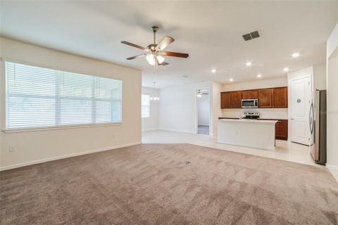 Casa en venta en Zephyrhills, Florida, 3 dormitorios, 151.9 m2 № 1277042 - foto 6