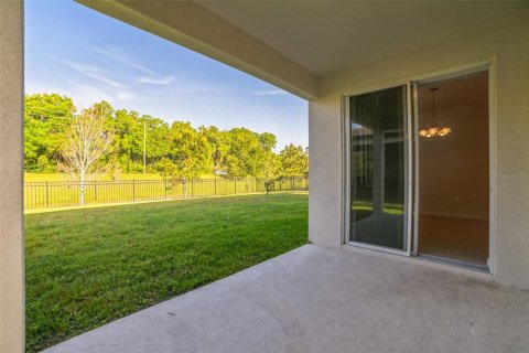 Casa en venta en Zephyrhills, Florida, 3 dormitorios, 151.9 m2 № 1277042 - foto 18