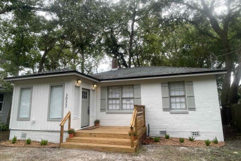 House in Jacksonville, Florida 3 bedrooms, 91.04 sq.m. № 773762 - photo 1