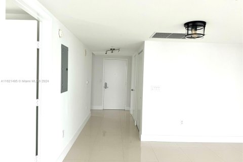 Condominio en venta en Miami, Florida, 2 dormitorios, 124.49 m2 № 1268896 - foto 8