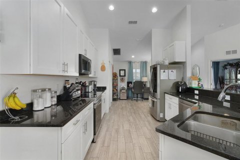 Casa en venta en Frostproof, Florida, 3 dormitorios, 168.71 m2 № 955177 - foto 14