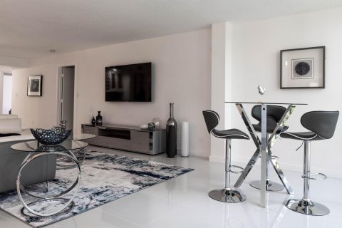 Condo in Boca Raton, Florida, 2 bedrooms  № 1080390 - photo 22