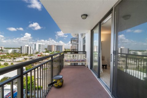 Condominio en venta en Fort Lauderdale, Florida, 1 dormitorio, 65.03 m2 № 1168864 - foto 5