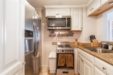 Condo in Fort Lauderdale, Florida, 1 bedroom  № 1168864 - photo 28