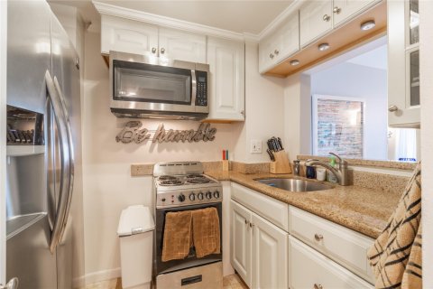 Condo in Fort Lauderdale, Florida, 1 bedroom  № 1168864 - photo 29