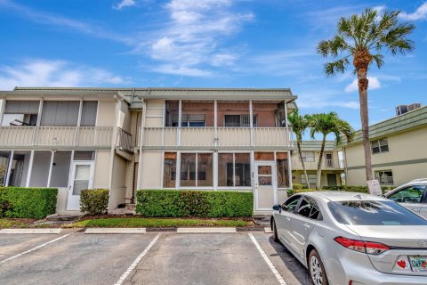 Condo in Delray Beach, Florida, 2 bedrooms  № 1168525 - photo 21