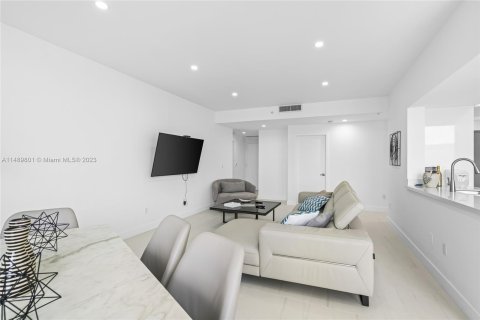 Condo in Sunny Isles Beach, Florida, 3 bedrooms  № 883884 - photo 5