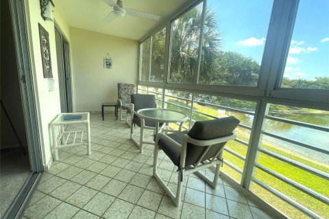 Copropriété à vendre à Coconut Creek, Floride: 2 chambres, 126.35 m2 № 1187724 - photo 9