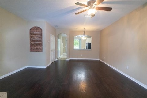 Townhouse in Tampa, Florida 2 bedrooms, 149.67 sq.m. № 1359887 - photo 9