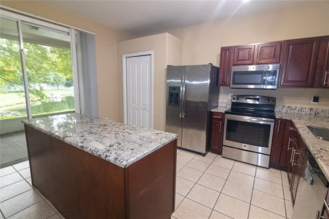 Townhouse in Tampa, Florida 2 bedrooms, 149.67 sq.m. № 1359887 - photo 6