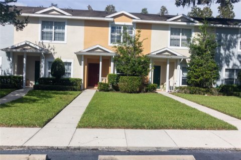 Townhouse in Tampa, Florida 2 bedrooms, 149.67 sq.m. № 1359887 - photo 1