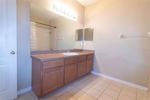 Touwnhouse à vendre à Tampa, Floride: 2 chambres, 149.67 m2 № 1359887 - photo 13