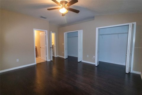 Townhouse in Tampa, Florida 2 bedrooms, 149.67 sq.m. № 1359887 - photo 14