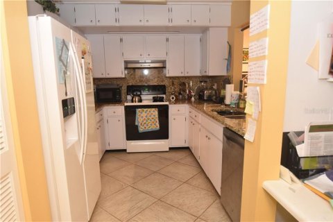 Condo in Sarasota, Florida, 3 bedrooms  № 667271 - photo 12