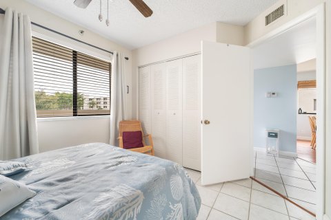 Купить кондоминиум в Лейк-Уорт, Флорида 2 спальни, 78.13м2, № 1007681 - фото 15