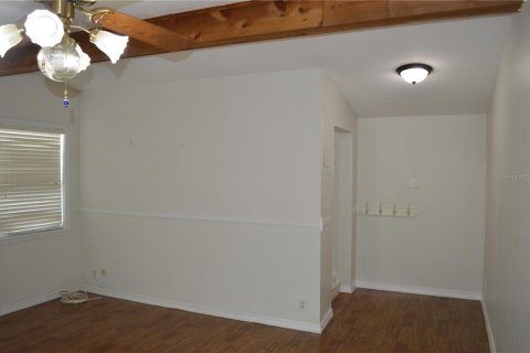 House in Tampa, Florida 4 bedrooms, 145.76 sq.m. № 1243632 - photo 18