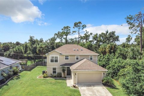 Villa ou maison à vendre à North Port, Floride: 3 chambres, 208.84 m2 № 1380692 - photo 1