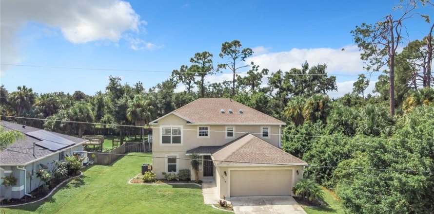 Villa ou maison à North Port, Floride 3 chambres, 208.84 m2 № 1380692