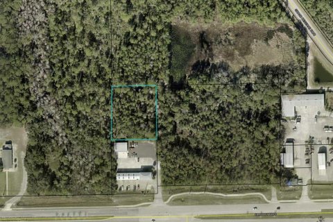 Terreno en venta en Bunnell, Florida № 1380690 - foto 1