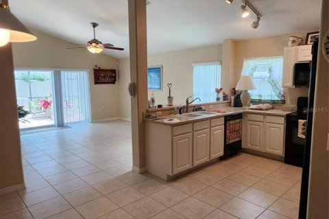 Casa en venta en Davenport, Florida, 4 dormitorios, 181.62 m2 № 1298851 - foto 28