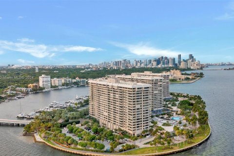 Condo in Miami, Florida, 2 bedrooms  № 1234744 - photo 27