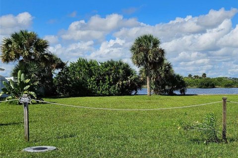 Terreno en venta en Flagler Beach, Florida № 1378379 - foto 1