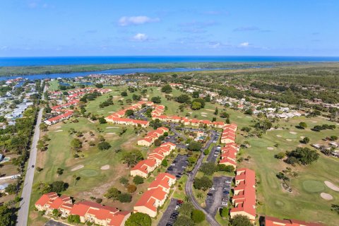 Condo in Stuart, Florida, 2 bedrooms  № 1179785 - photo 2