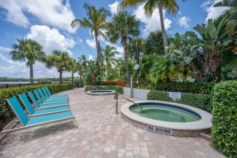 Touwnhouse à vendre à Palm Beach Gardens, Floride: 3 chambres, 149.57 m2 № 846043 - photo 25