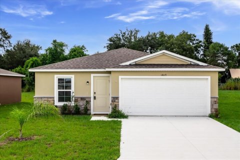 House in Sebring, Florida 4 bedrooms, 140.28 sq.m. № 1361218 - photo 3