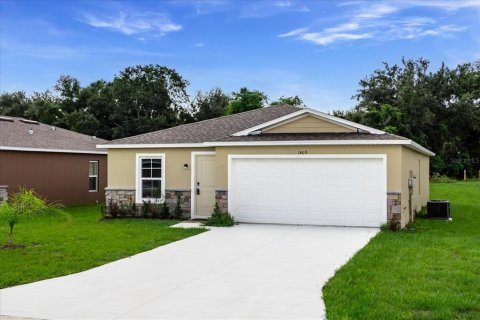 Villa ou maison à vendre à Sebring, Floride: 4 chambres, 140.28 m2 № 1361218 - photo 1